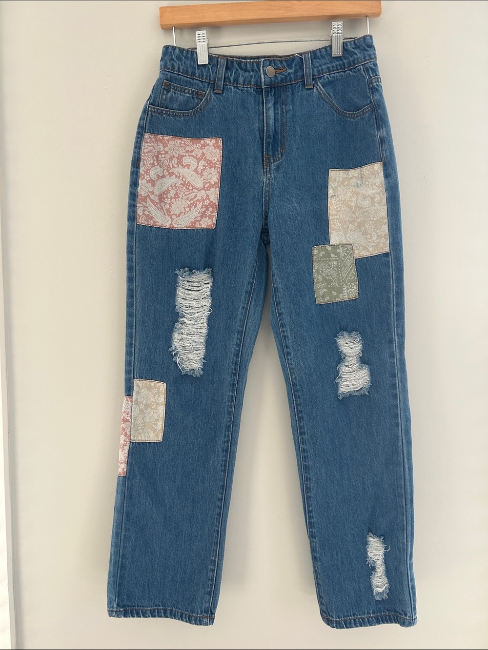easel Blue Straight-Leg Jeans with Patchwork Panels